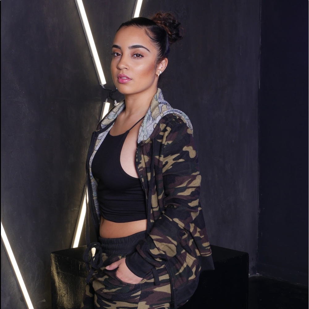 Camouflage jumpsuit - Picture 2 of 2